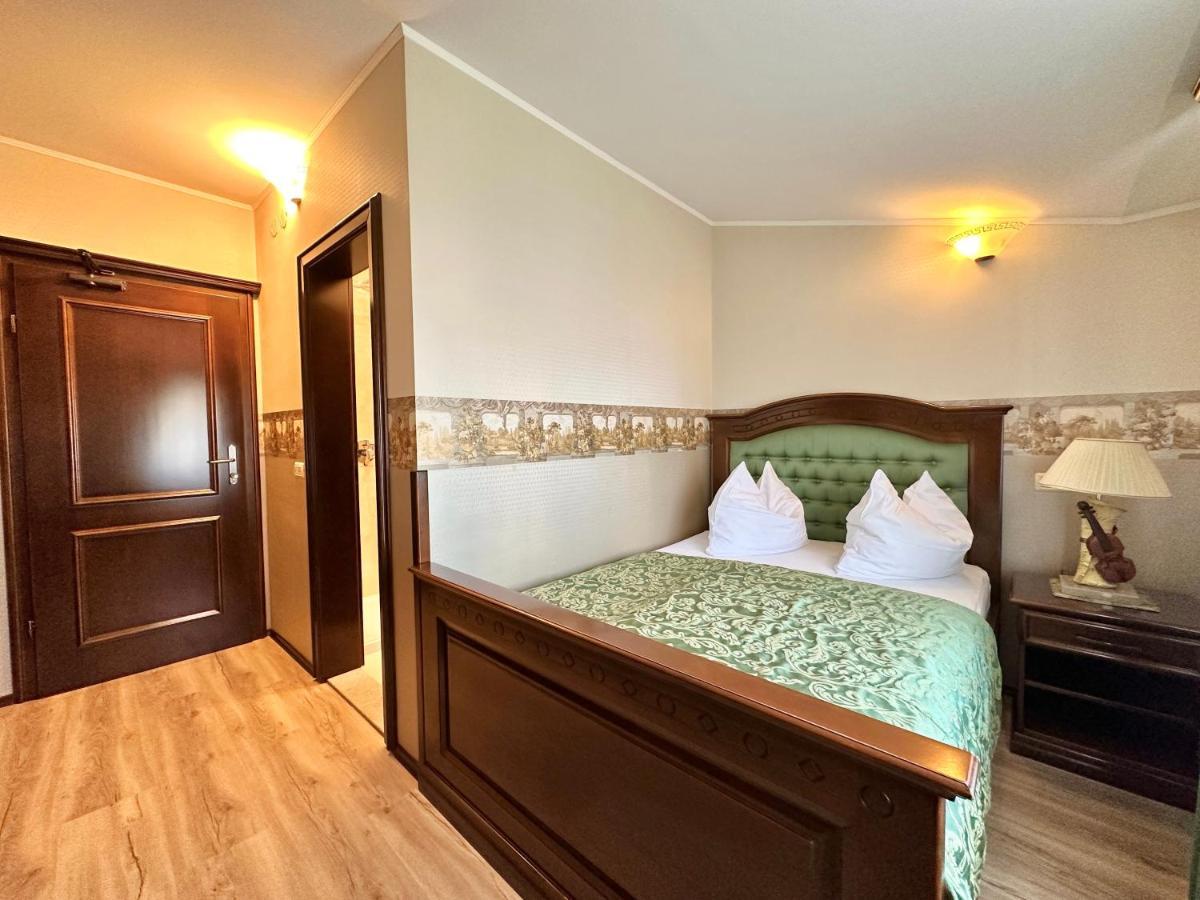 Boutique Hotel Grahor Sežana Quarto foto