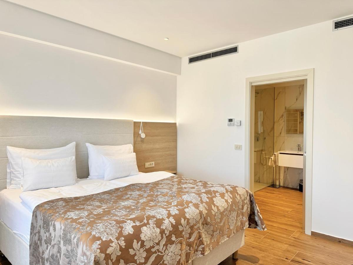 Boutique Hotel Grahor Sežana Quarto foto