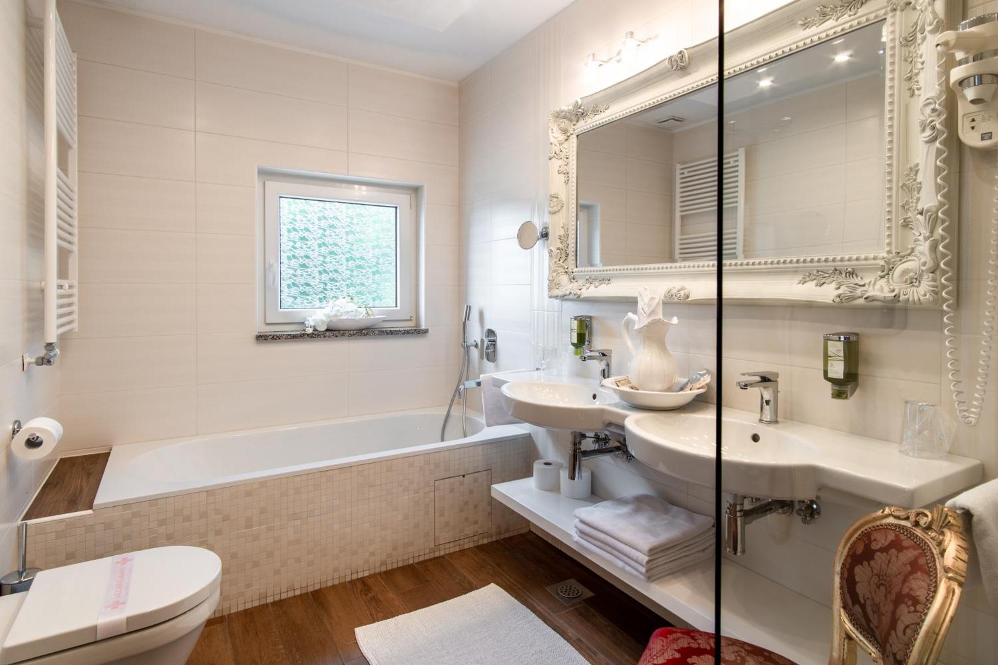 Boutique Hotel Grahor Sežana Quarto foto
